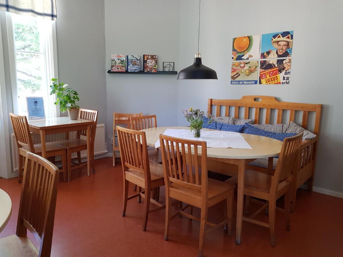 Villa Eira Vandrarhem Hjo Bagian luar foto