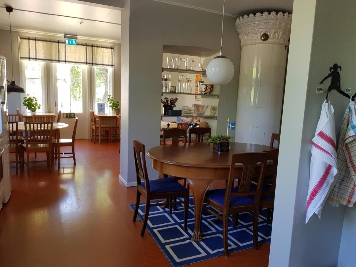 Villa Eira Vandrarhem Hjo Bagian luar foto